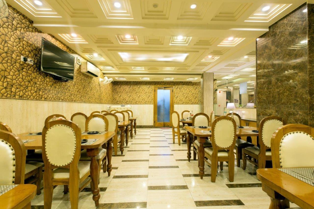 Hotel Viva Palace By Opo Nova Deli Exterior foto